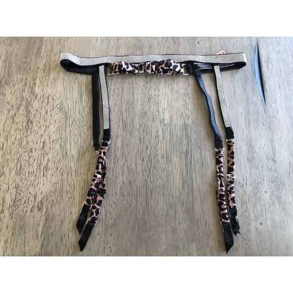 Victoria's Secret Shine on Garter Belt with Leopard Print and Rhinestone - M/L - Picture 5 of 6